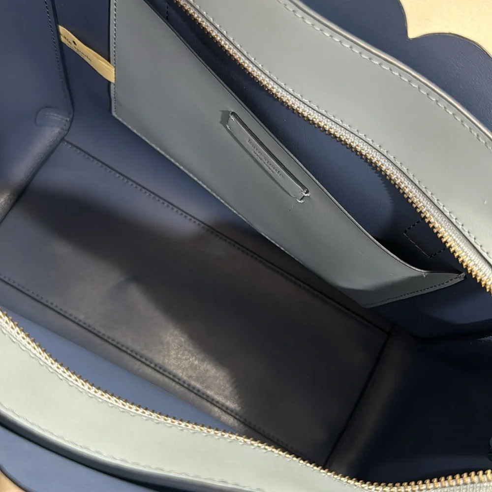 Purse - Picture 5 of 8